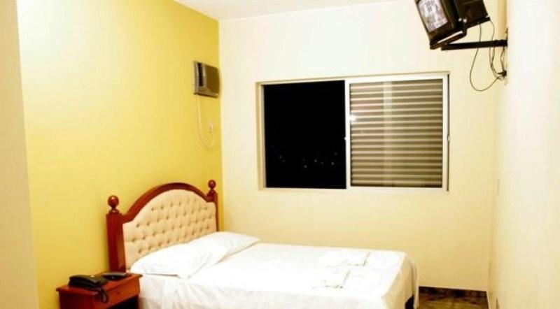 Rodes Palace Hotel Patrocínio Room photo