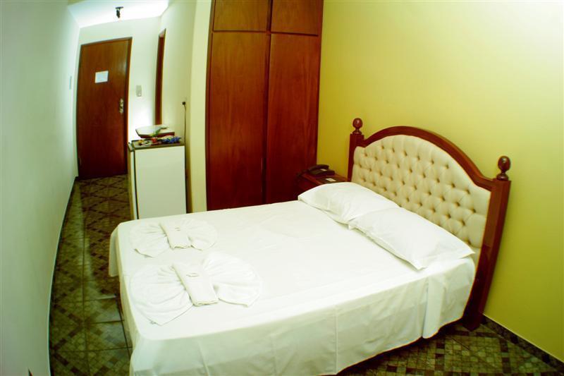 Rodes Palace Hotel Patrocínio Exterior photo