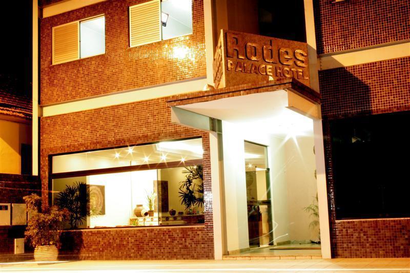 Rodes Palace Hotel Patrocínio Exterior photo